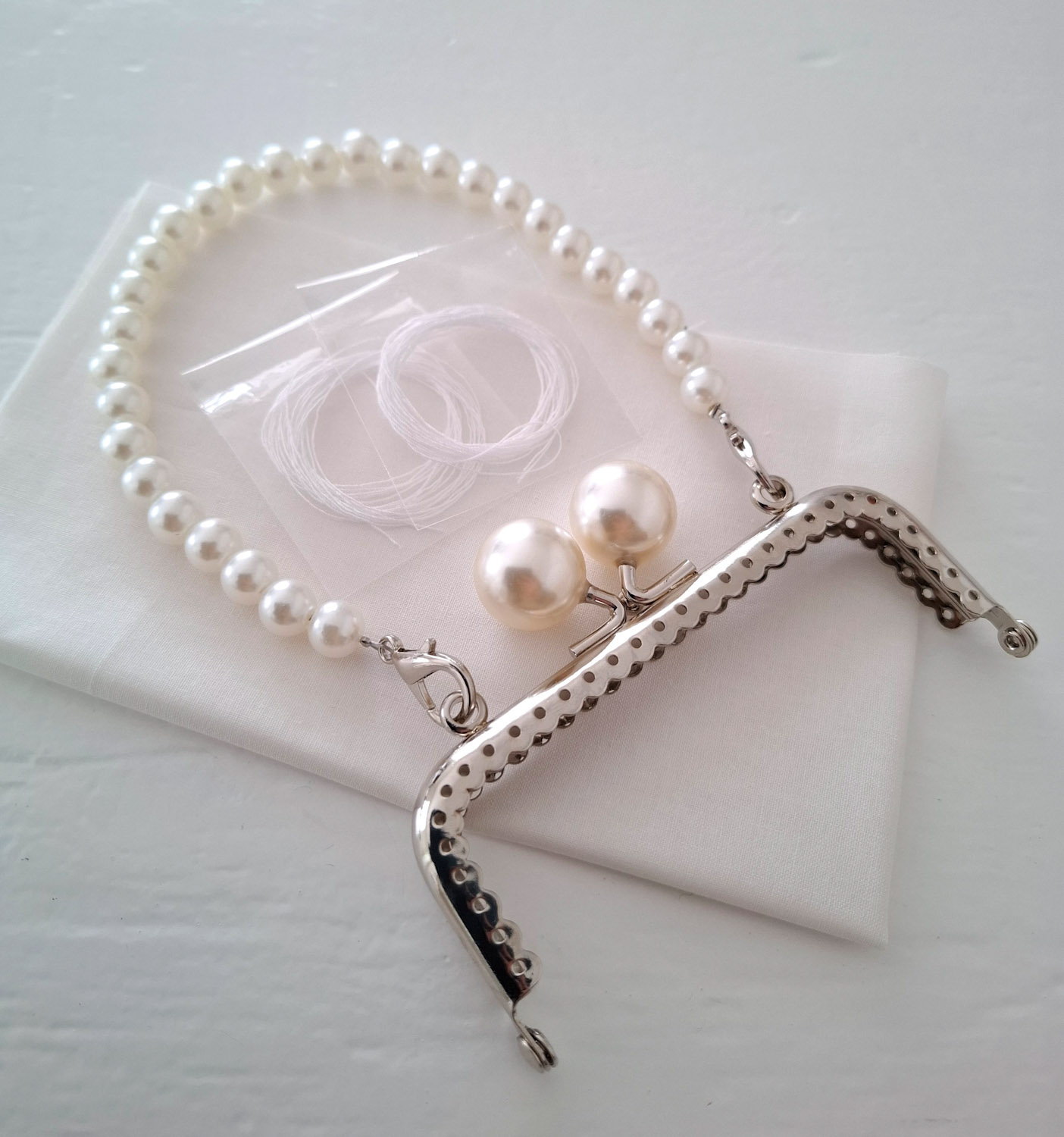 Tilbehørsæt med hvid foer til Bag/Clutch