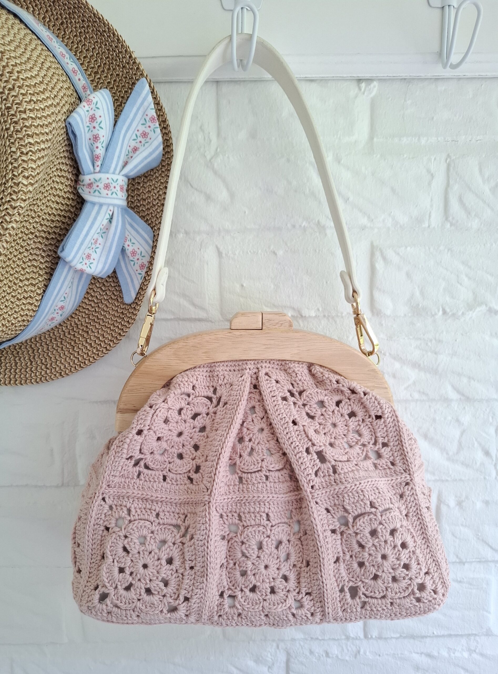 Hæklet Rosa Handbag