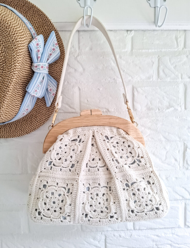 Hæklet White Handbag