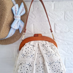 Hæklet White Handbag
